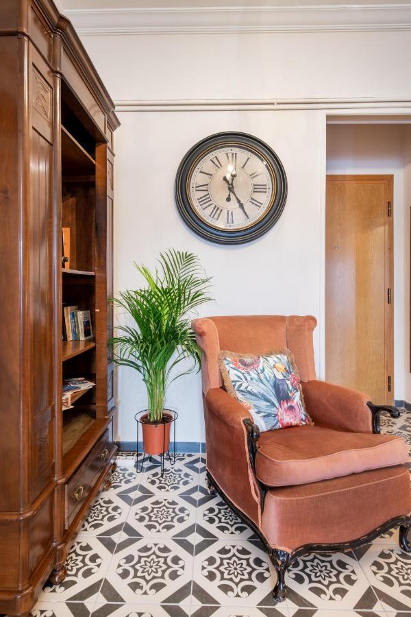 Athens Parrot Apartment Exterior photo